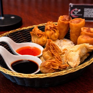 Thai O’Clock Plate (2-4 Served)