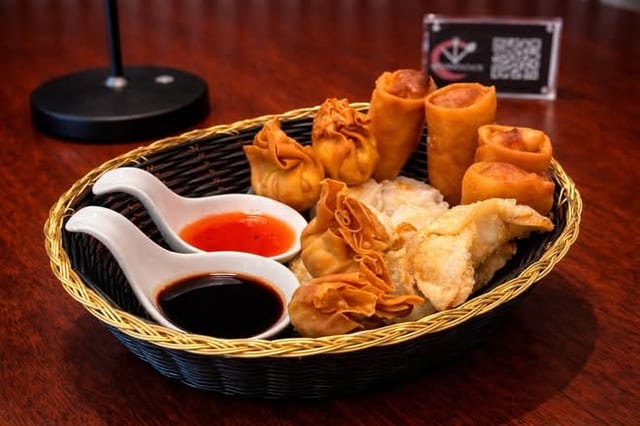 Thai O'Clock Plate.